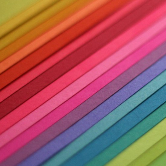 Farebné kancelárske